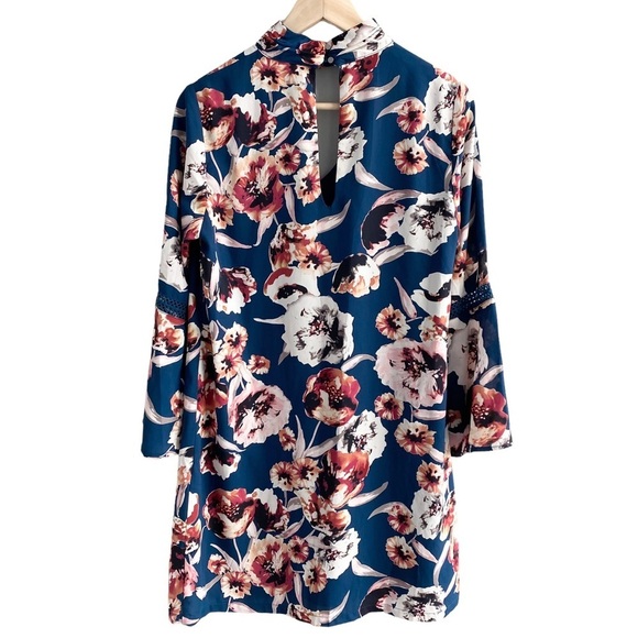 SKIES are Blue Floral Bell Sleeve Dress Key Hole Detail Women's Size Small - Picture 2 of 12